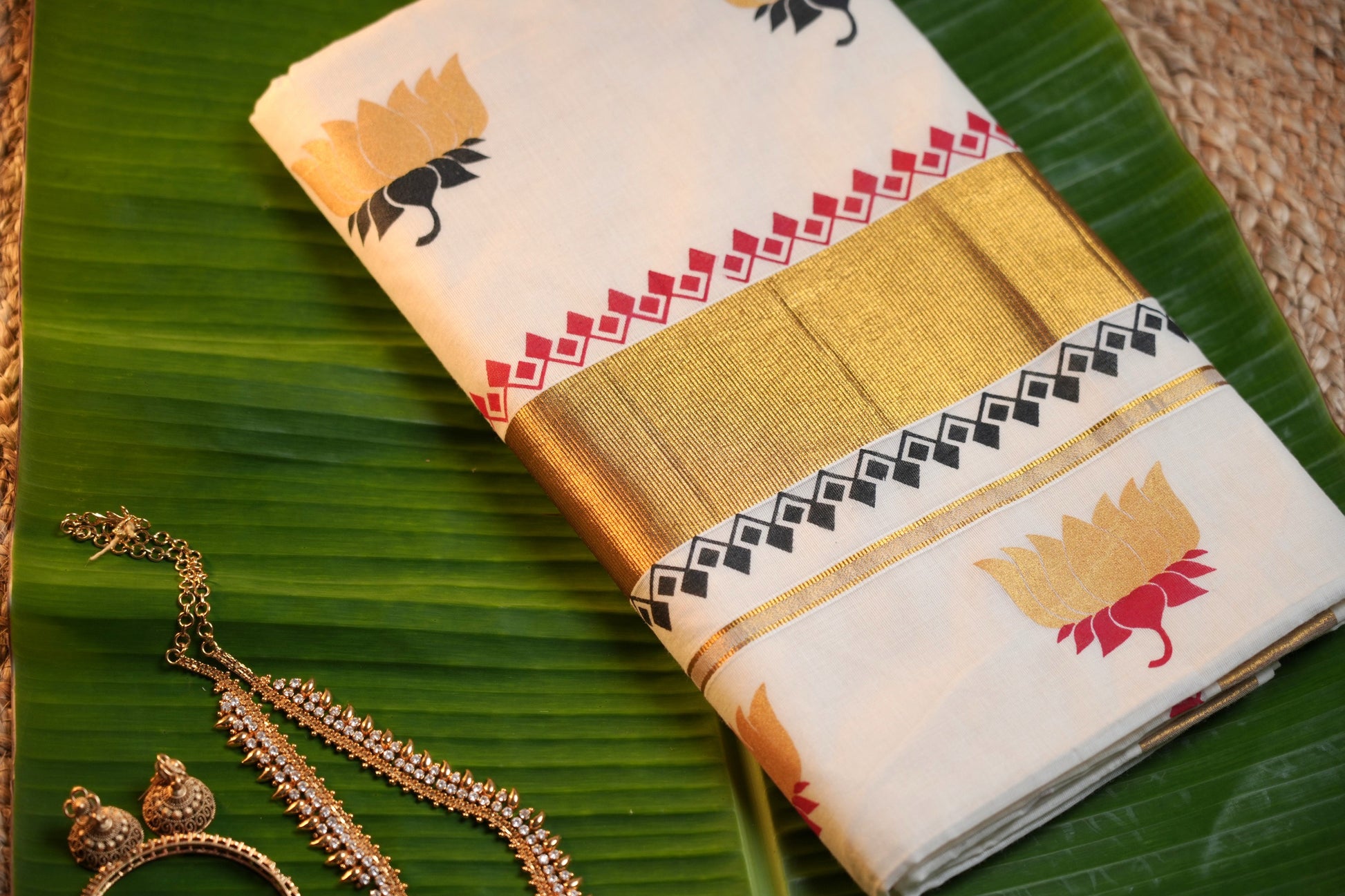 Kerala Set Saree - Lotus Print