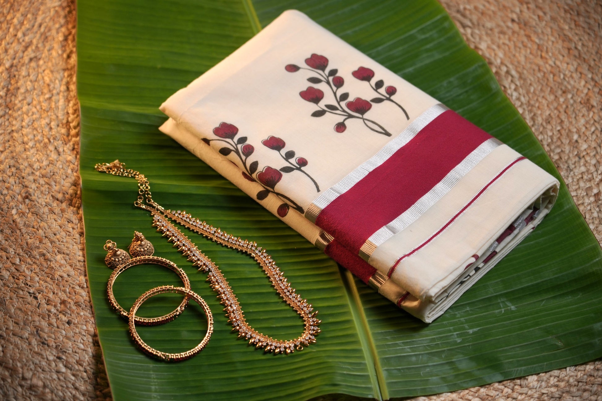 Kerala Set Saree with Floral Print-Red