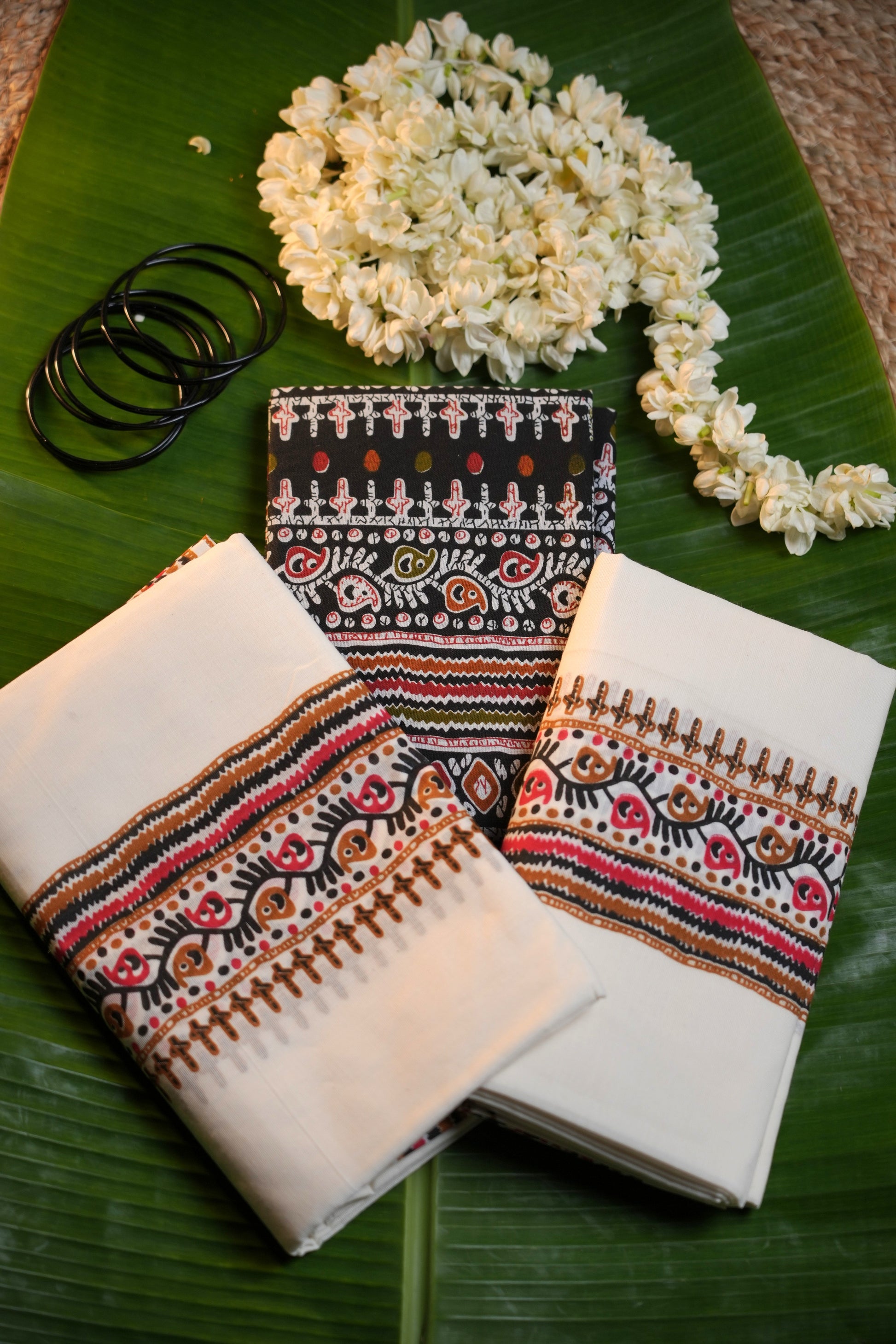 Kerala Traditional Set Mundu with Ajrakh Print & Blouse