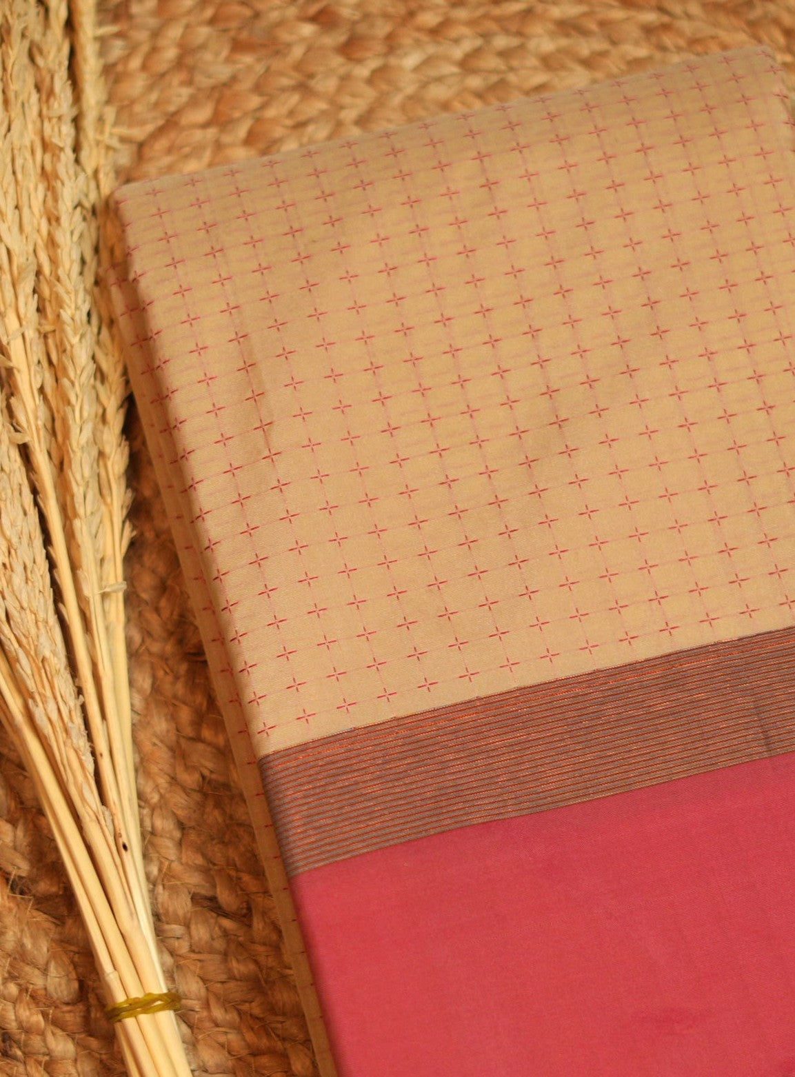 Brown red