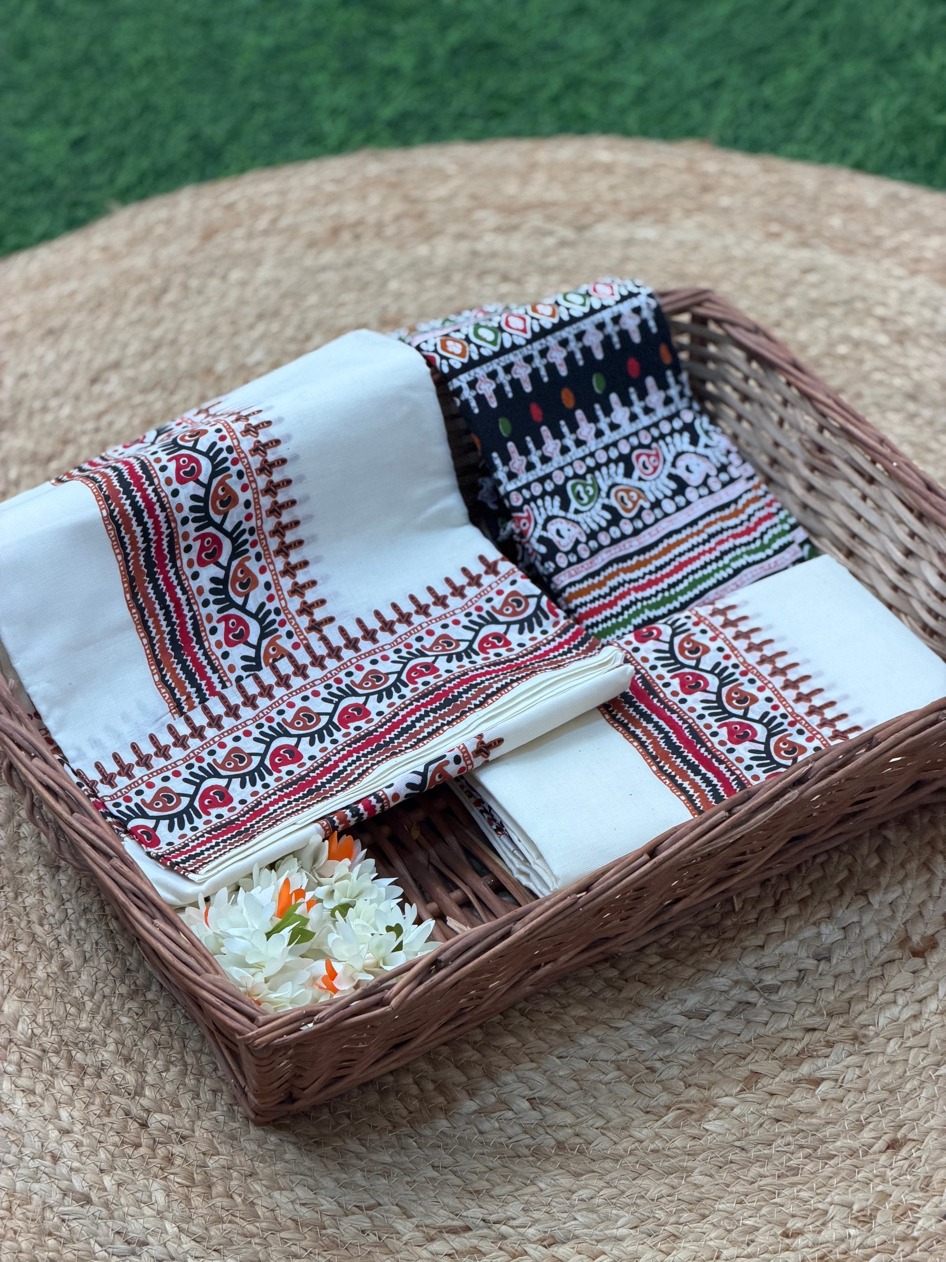 Ajrakh Traditional Set Mund