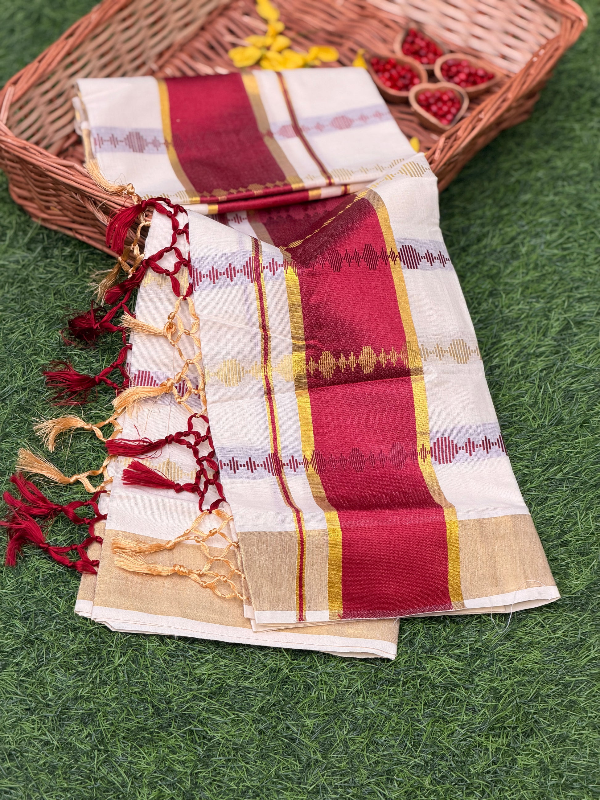 Set and Mundu