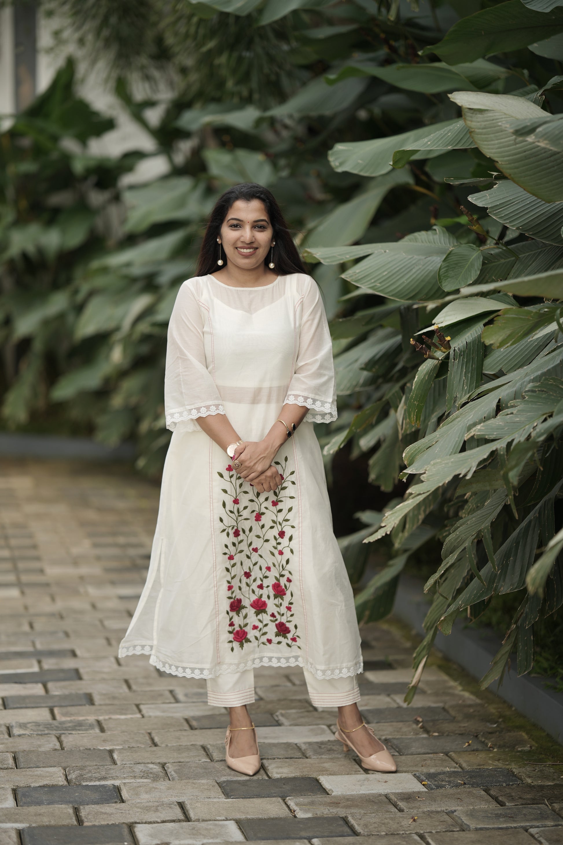 Onam Rose Kurta Set