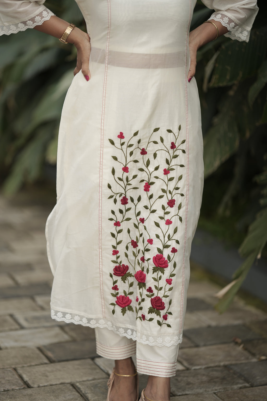 Onam Rose Kurta Set