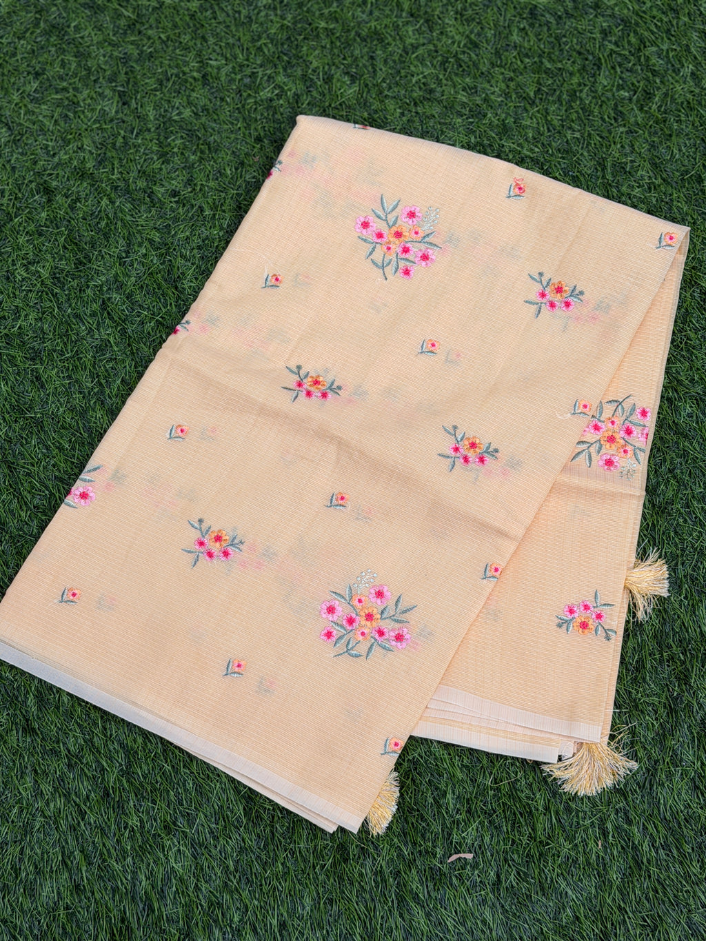 Net Cota with flower embro
