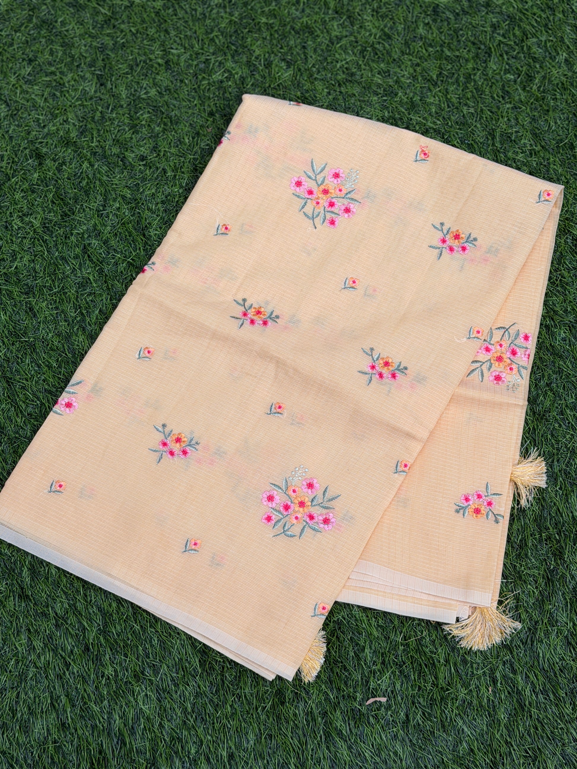 Net Cota with flower embro