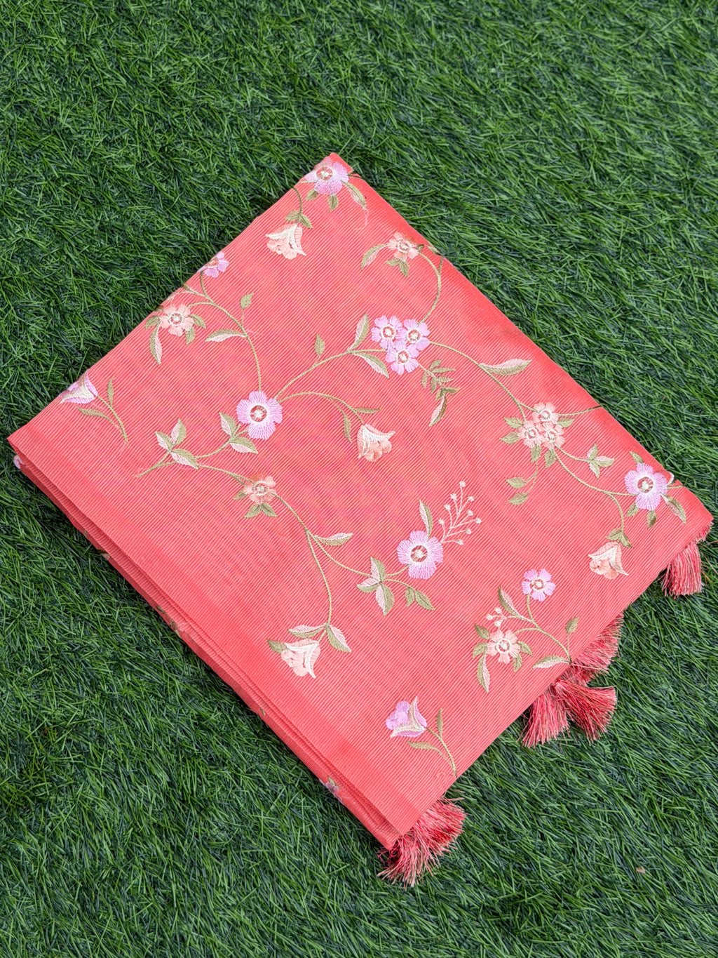 Net Cota with flower embro