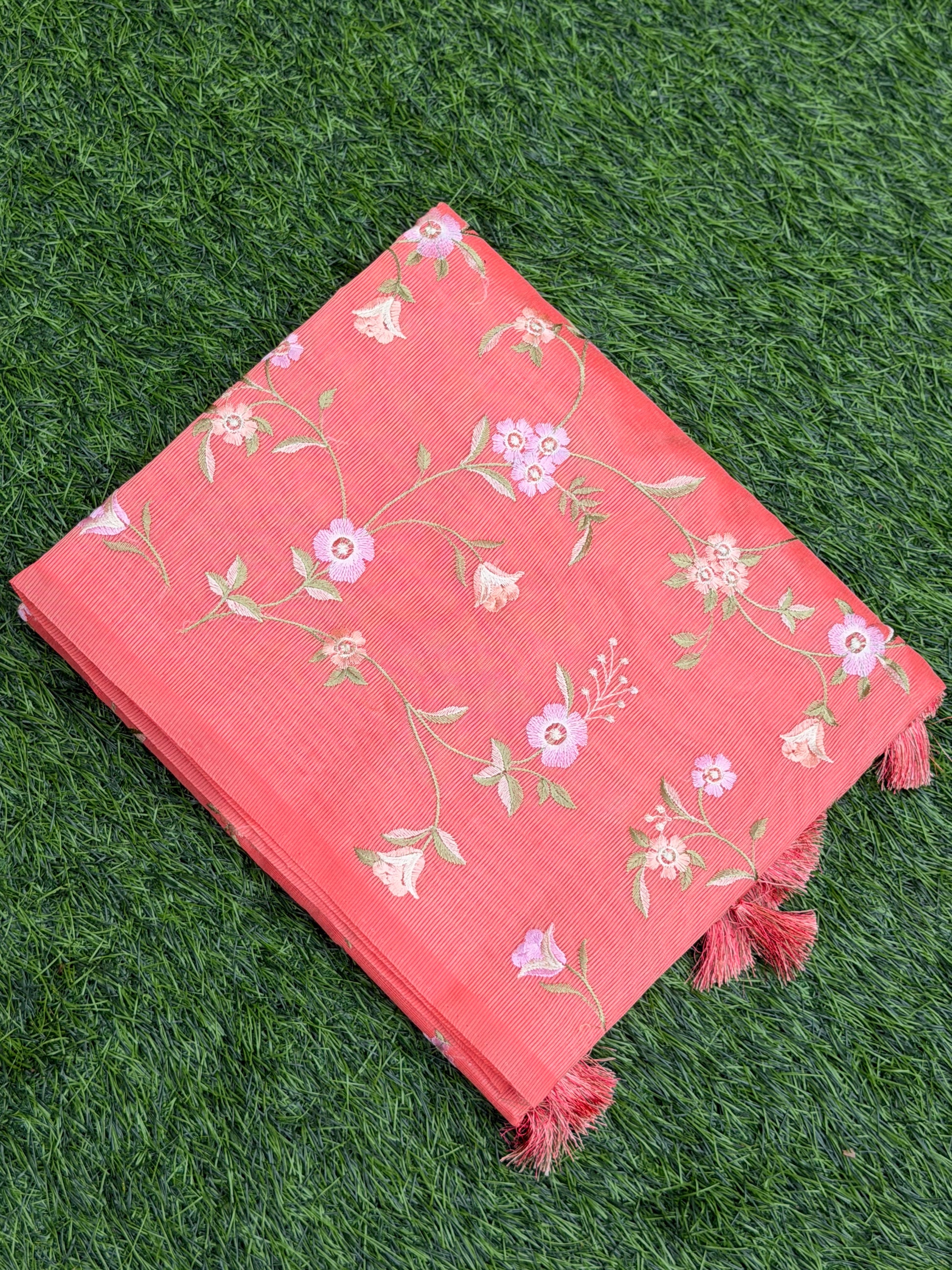 Net Cota with flower embro