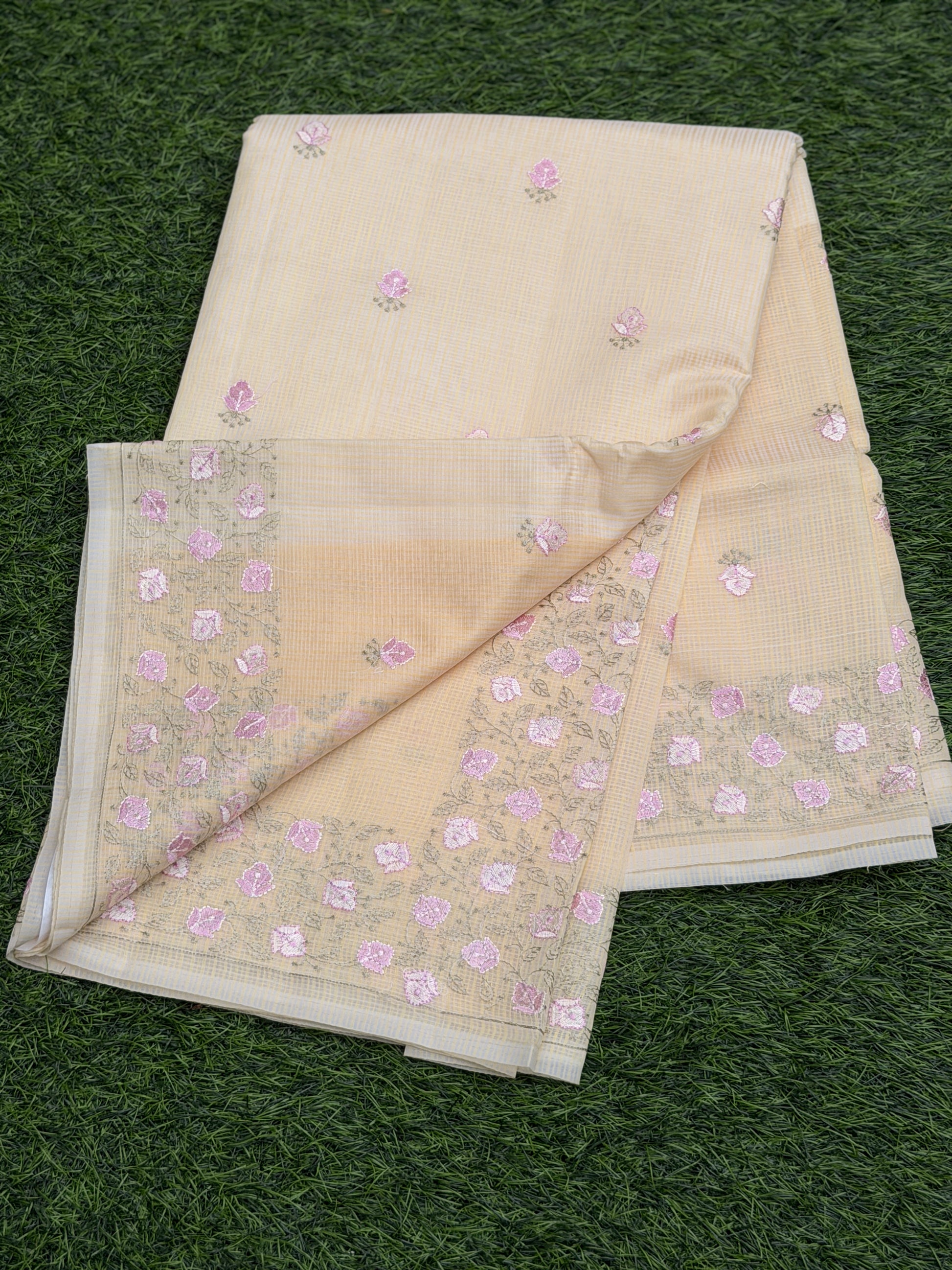 Net Cota with flower embro