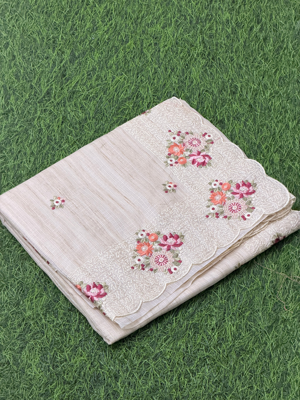 FLORAL ELEGANCE ORGANZA SAREE