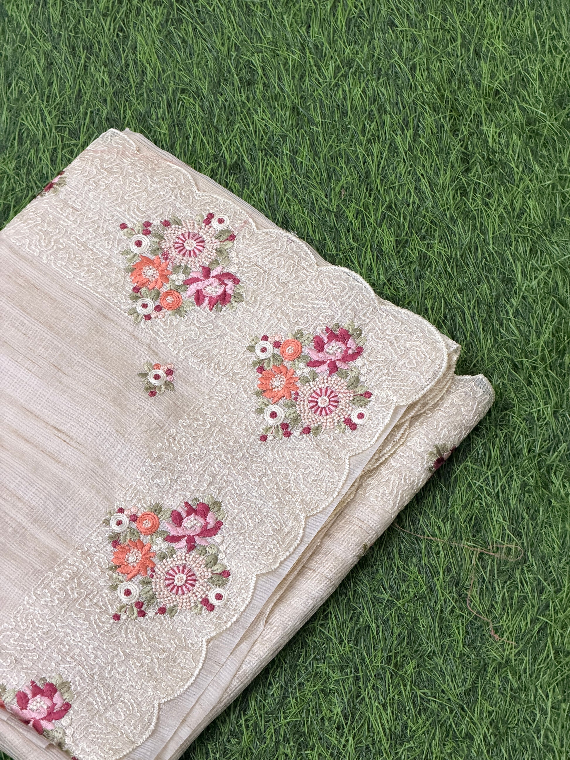 FLORAL ELEGANCE ORGANZA SAREE