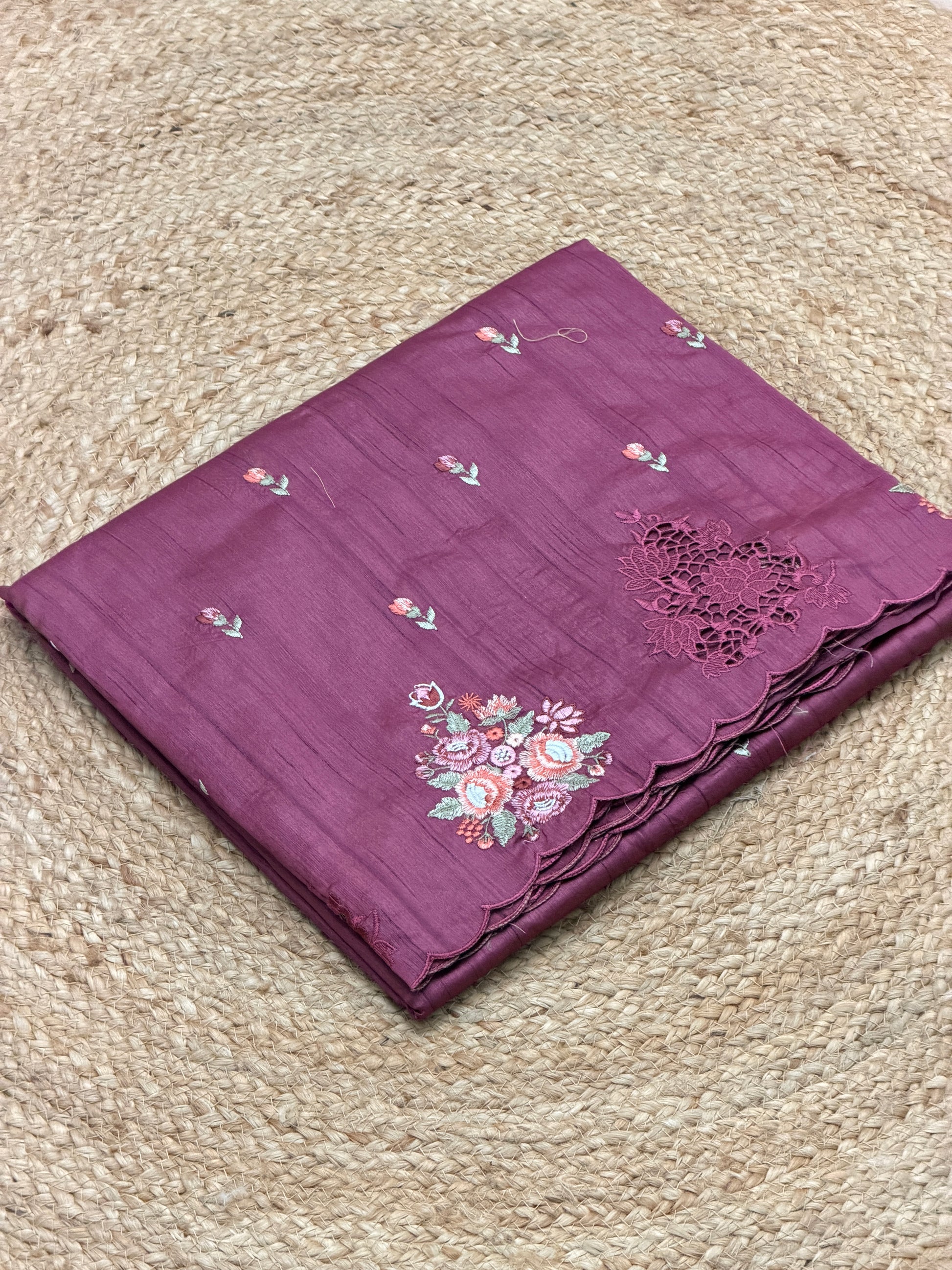SCALLOPED SAREE WITH FLORAL DETAILING