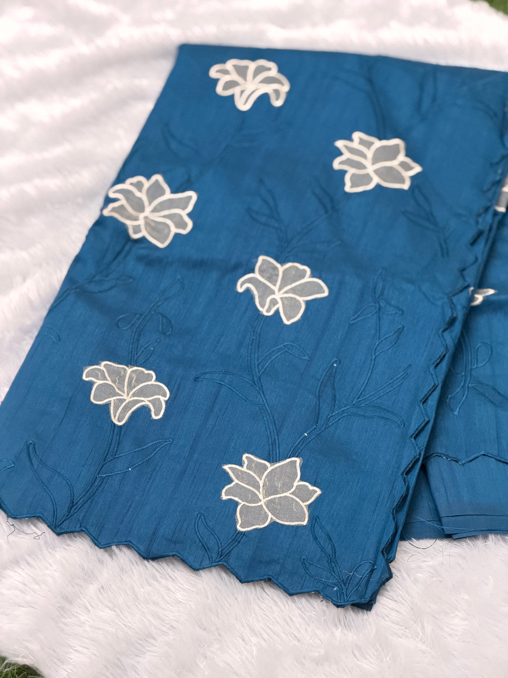 Scallop Border Embroidered Saree