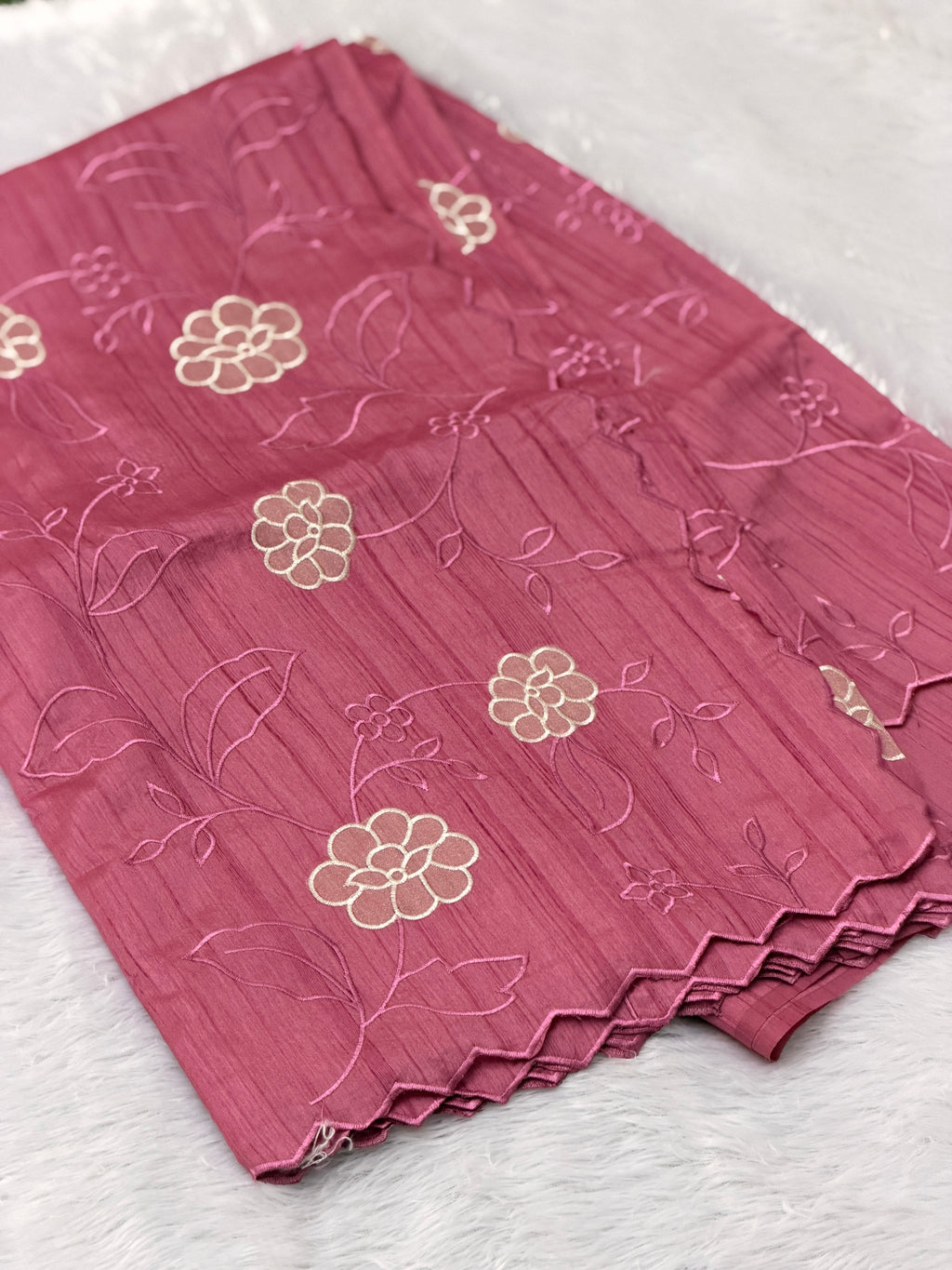 Scallop Border Embroidered Saree