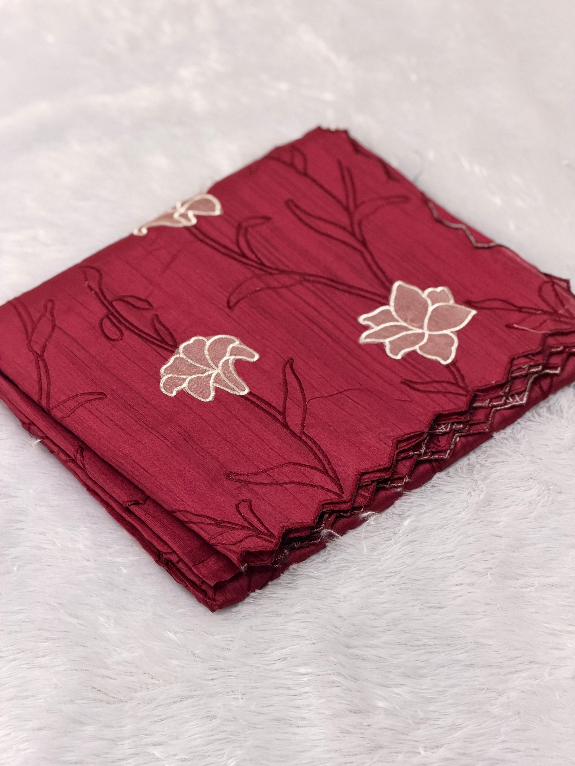 Scallop Border Embroidered Saree