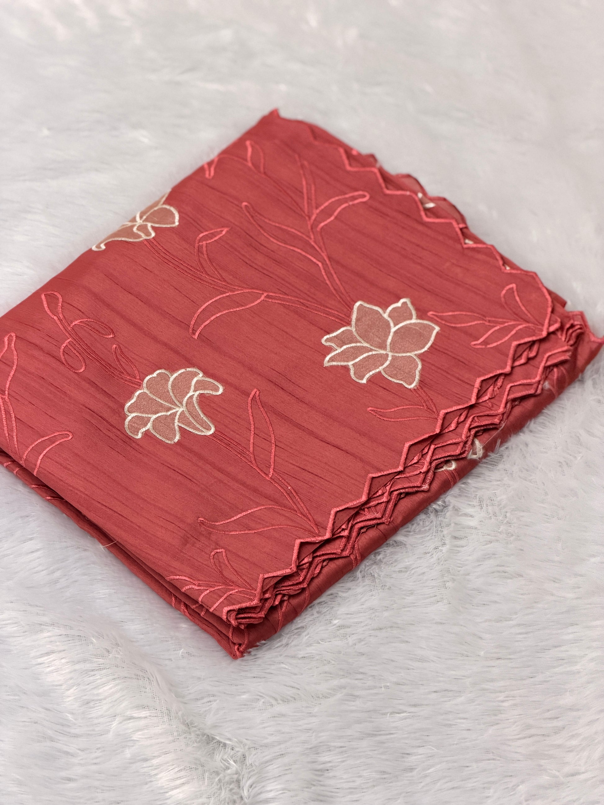 Scallop Border Embroidered Saree