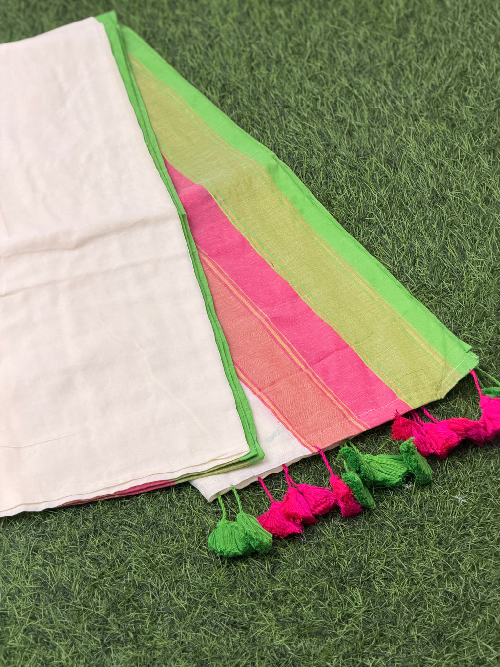 Heritage Saree with Zari Border