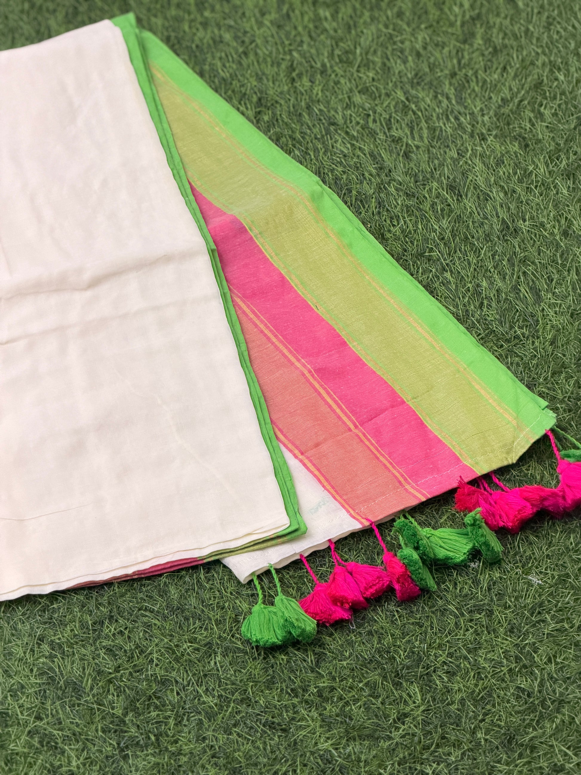 Heritage Saree with Zari Border