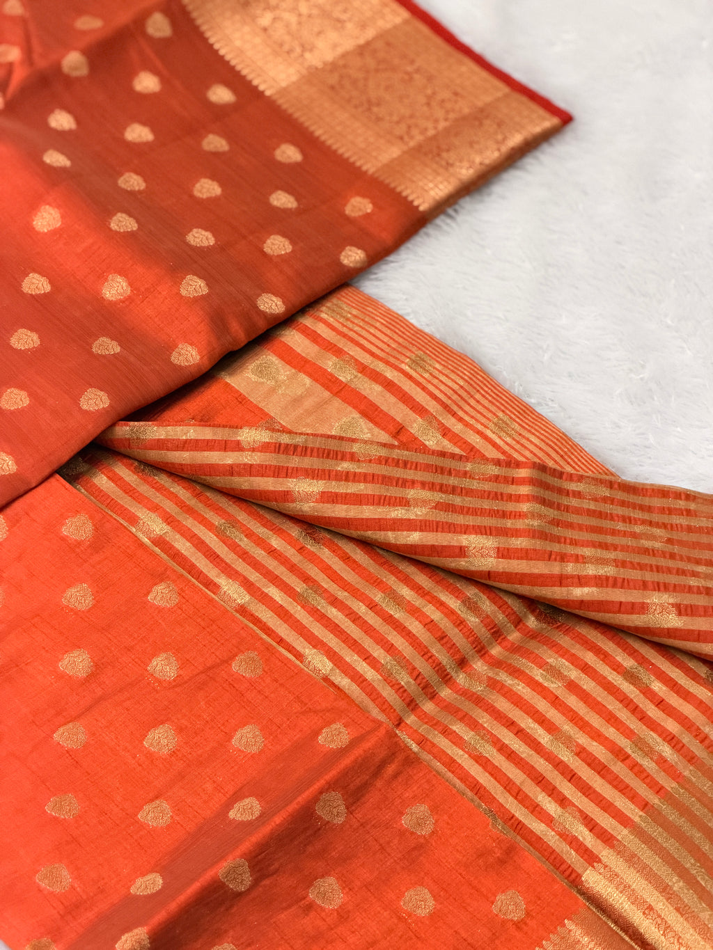 Zari Butta saree