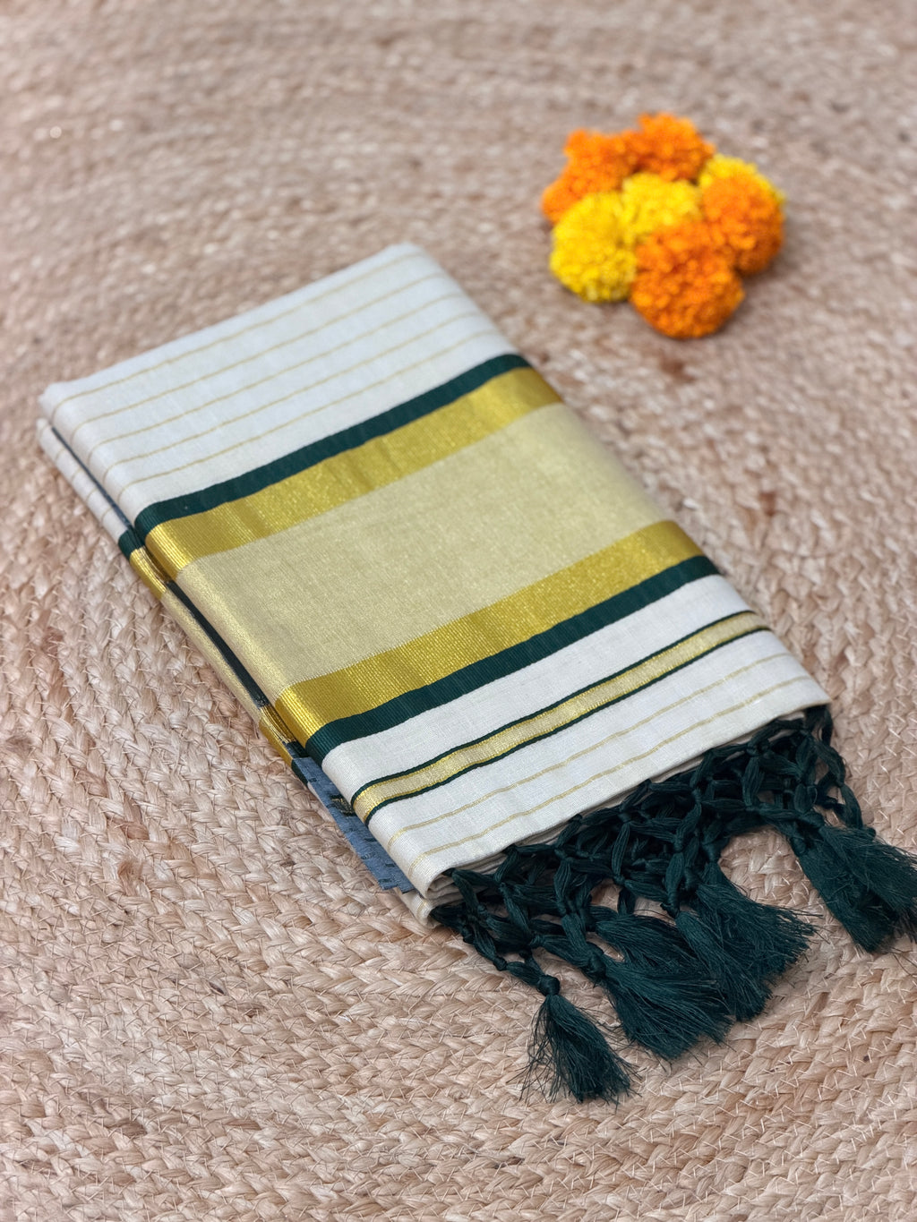 Kerala Kasavu Saree