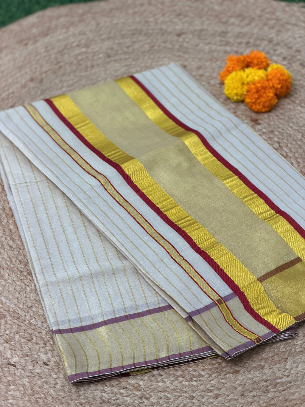 Kerala Kasavu Saree