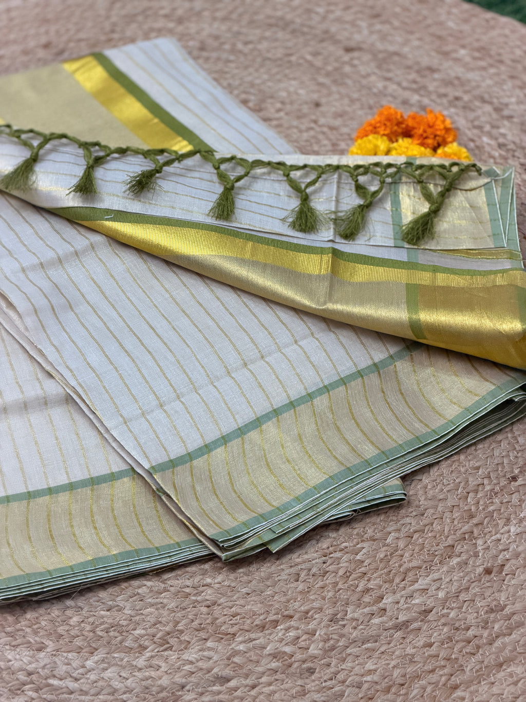 Kerala Kasavu Saree